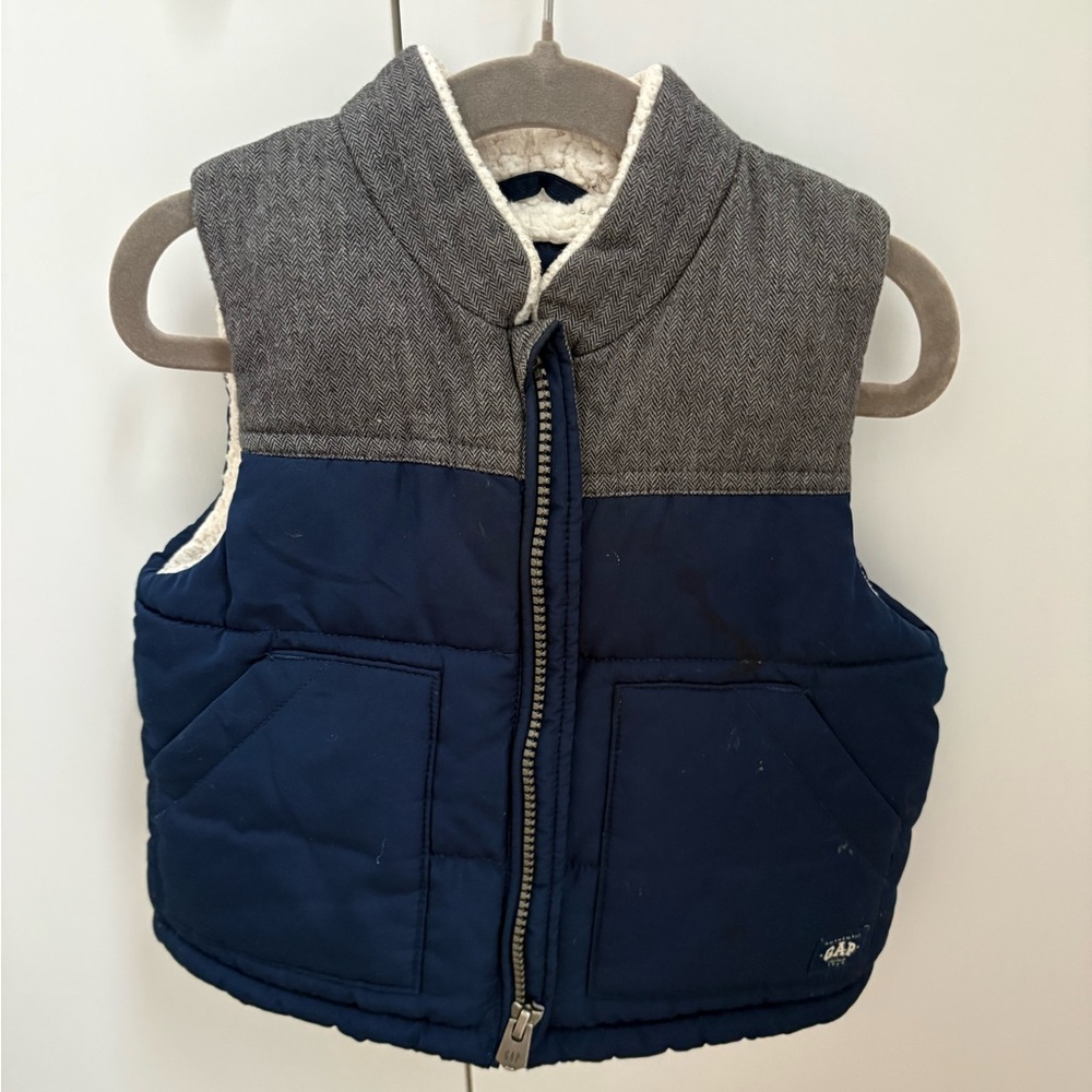 GAP 18-24 months baby toddler boy Grey/Navy Blue Fleece puffer Zip Up Vest